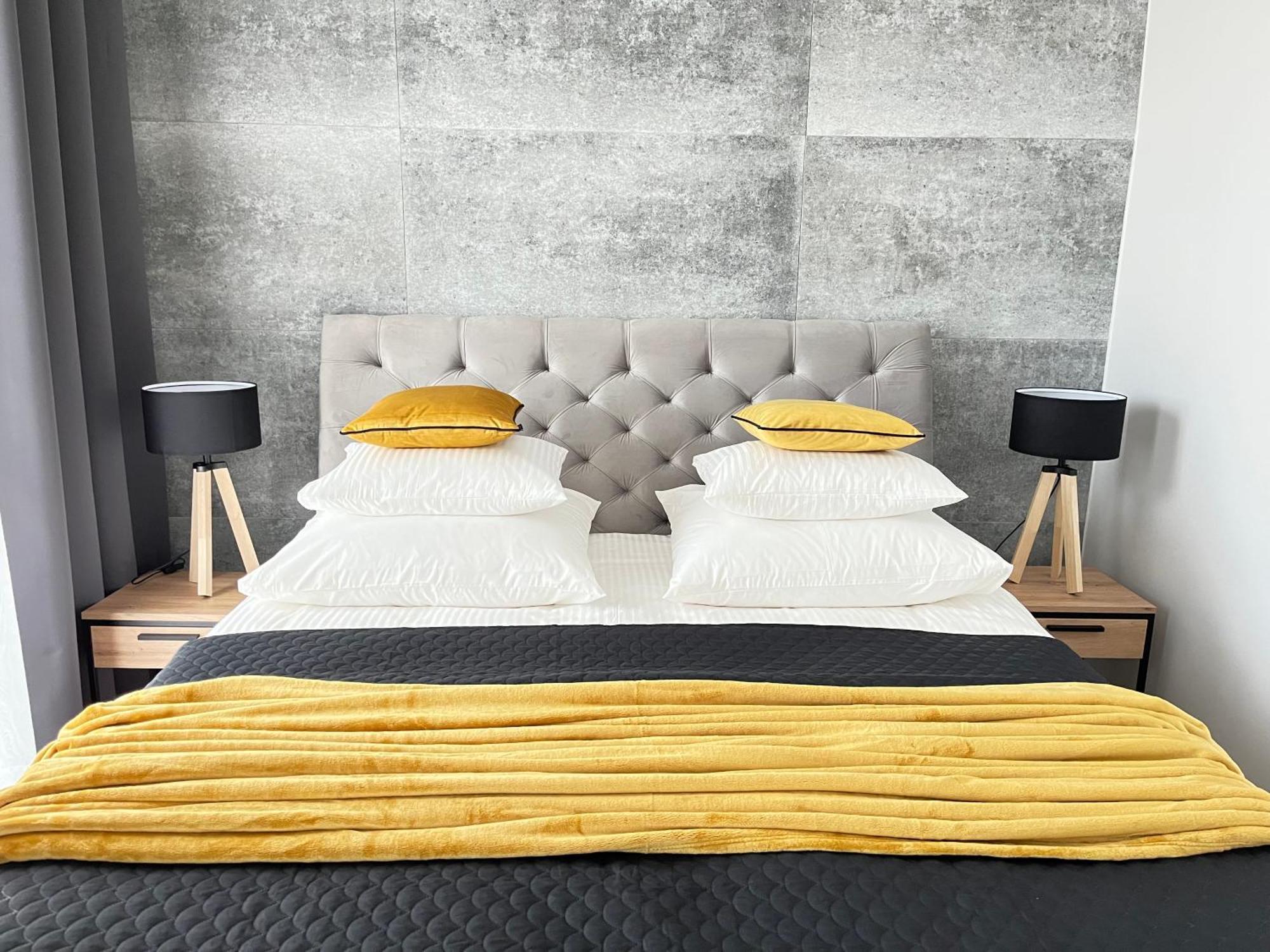 Wola Tower Deluxe Separate Bedroom With Free Garage - By Perfect Apart Warschau Exterior foto
